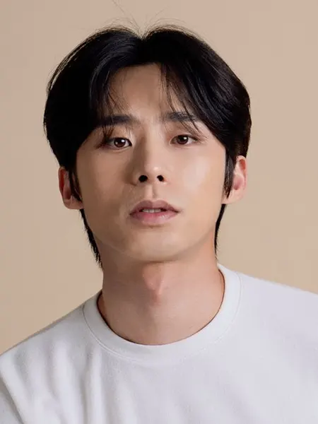 Kang Sung-Wook